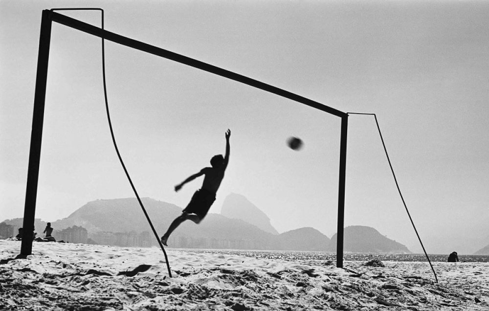 Copacabana-strand-Rio-de-Janeiro-1947-©-Thomaz-Farkas-Estate_Instituto-Moreira-Salles-2